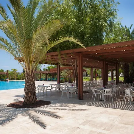 Nuh'un Gemisi Deluxe & Hotel Vokolidha
